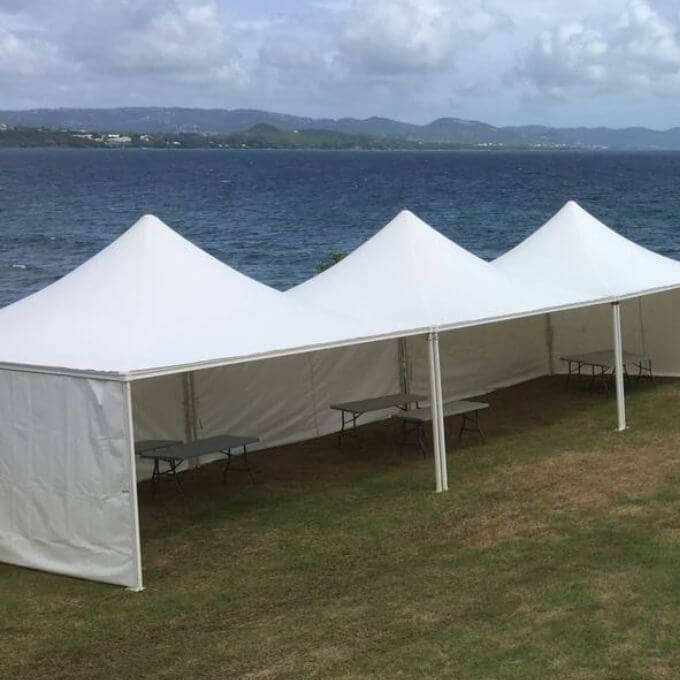 Gouttière 680 x 680 et murs